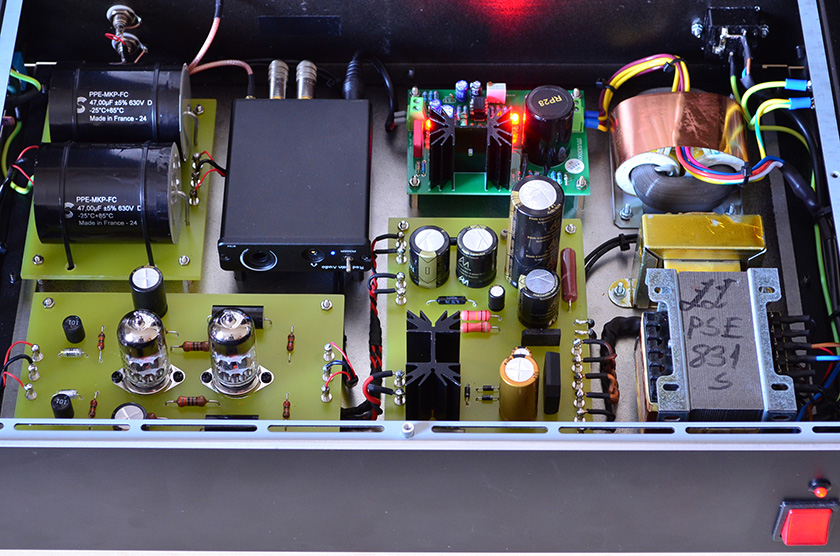 Vacuum tube PCM1794 Bluetooth receiver
